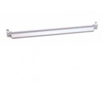 Enjoliveur arrière de clayette 47.7cm